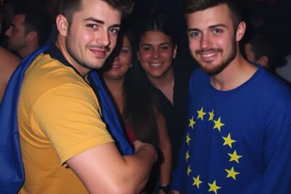 Tarot Étudiant au Café Pop